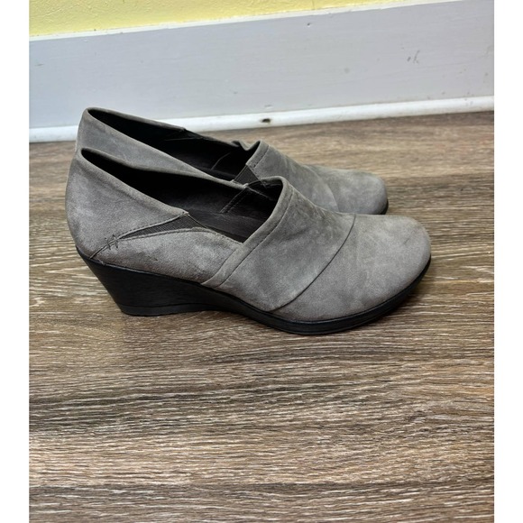 Dansko Wedge Heel Gray Suede Leather Comfort Slip On Shoes Size‎ 39 - Picture 1 of 7